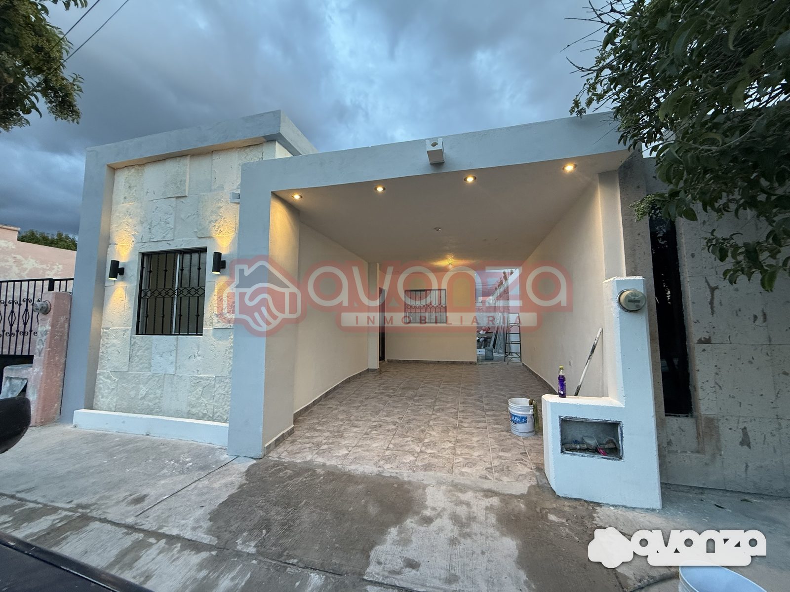 Fachada de Casa remodelada en Fracc. Plaza Saltillo